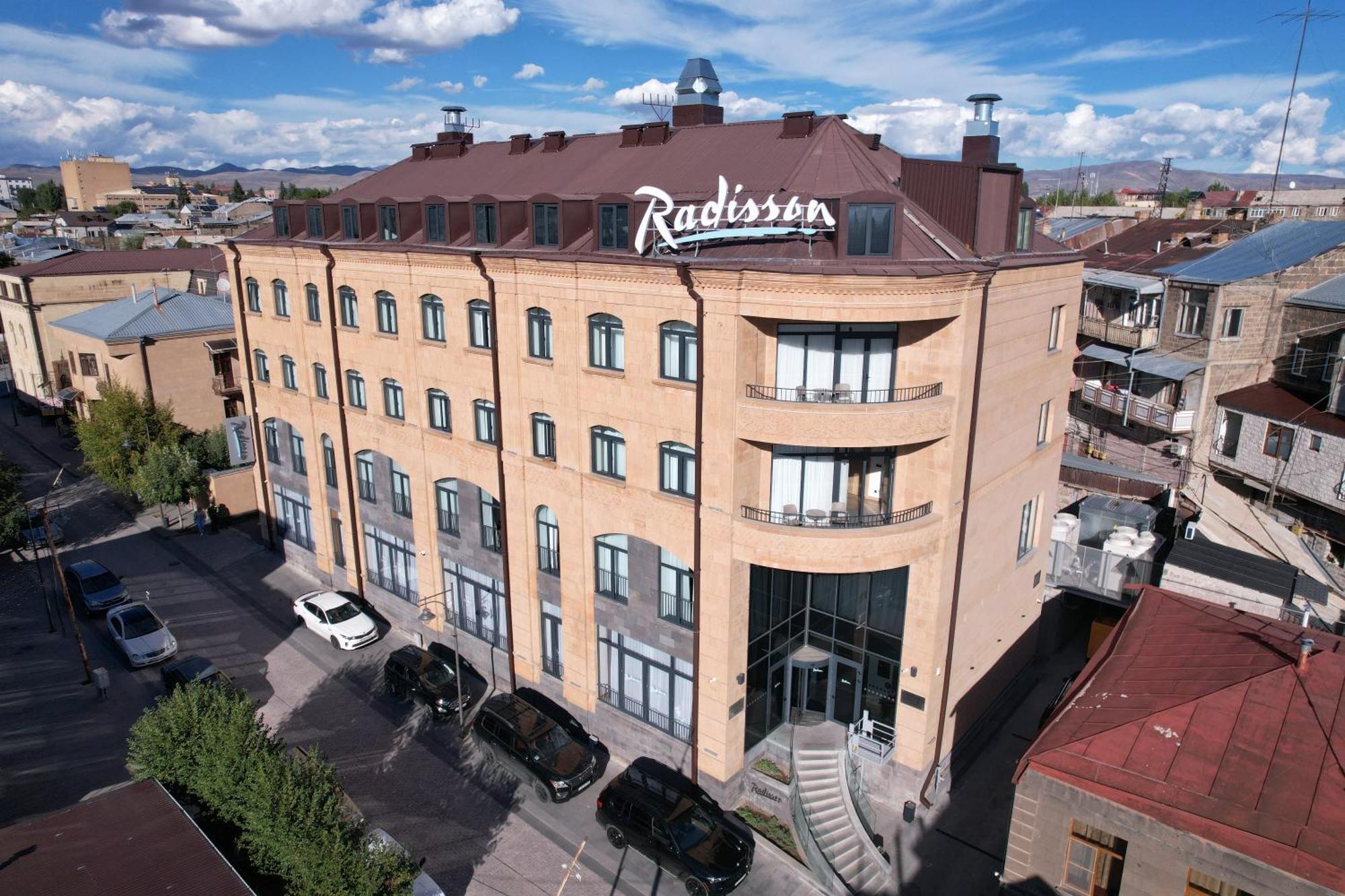 Radisson Hotel & Spa Gjumri Exteriör bild